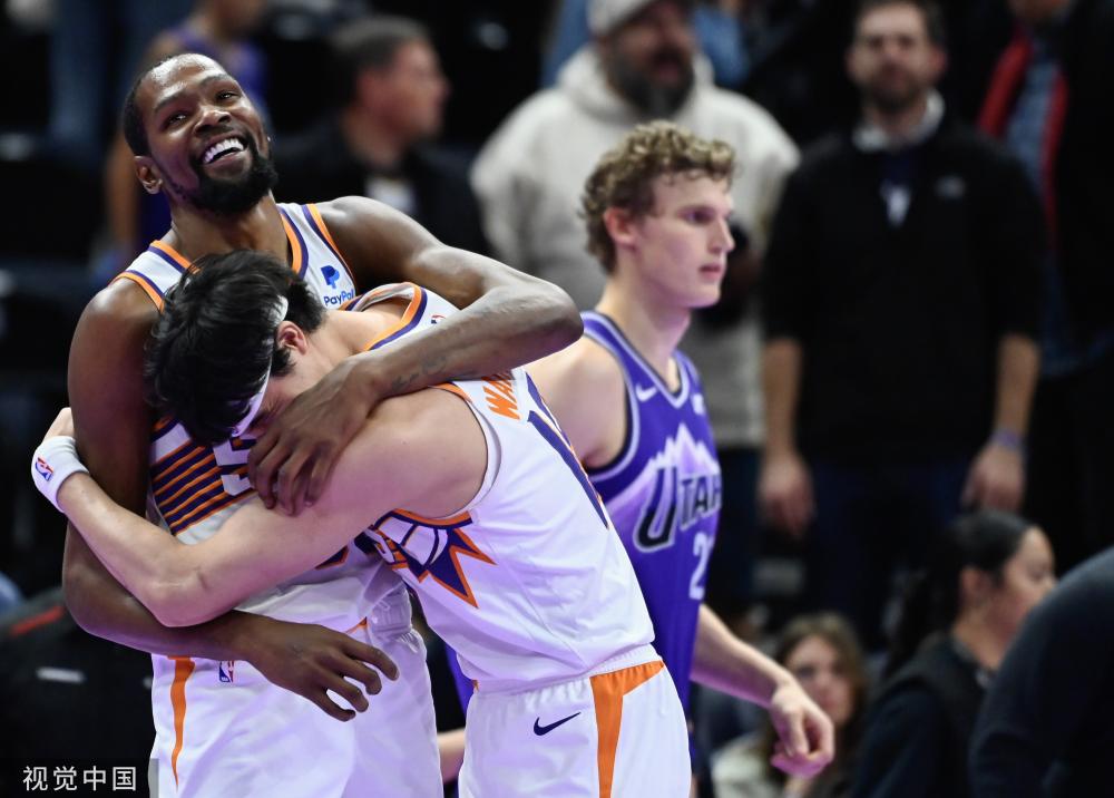 不少年轻球 不少年轻球